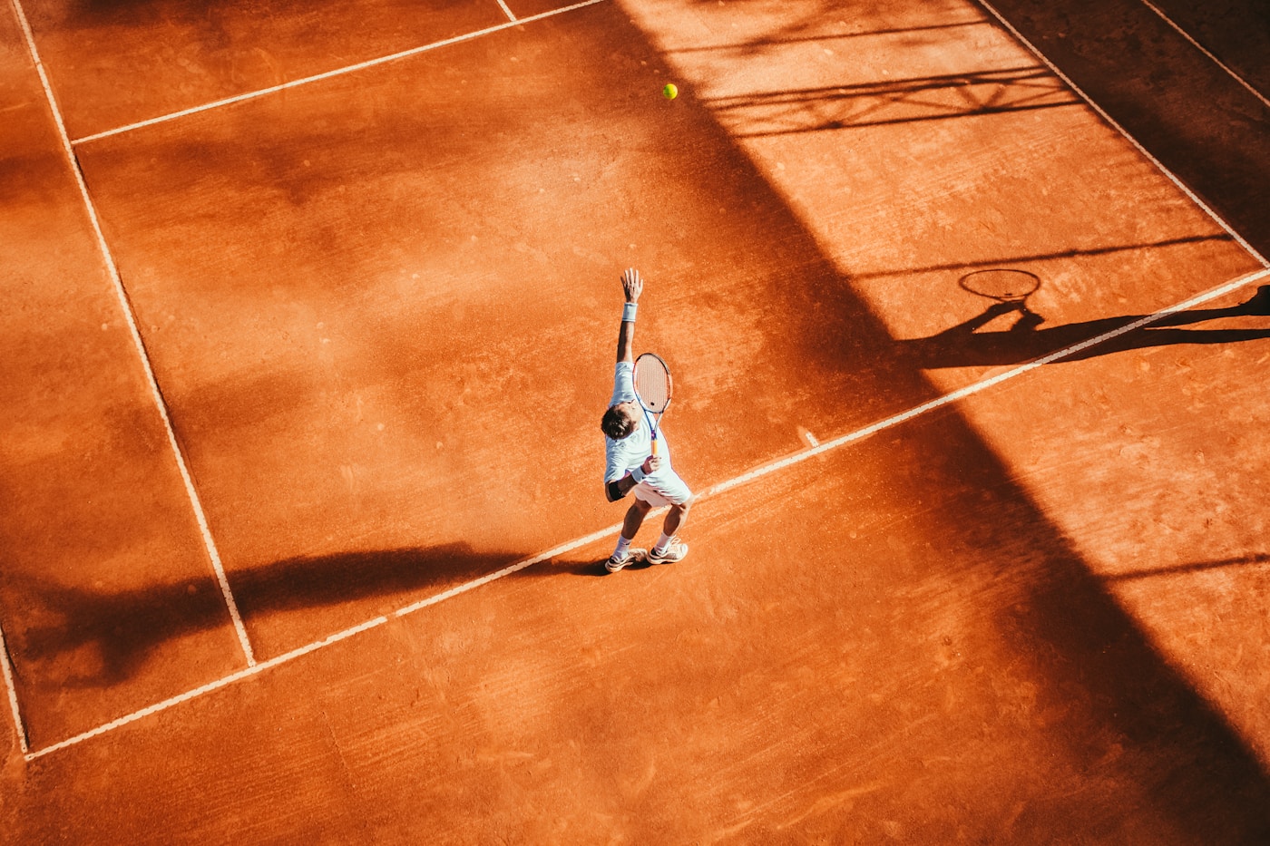 Orang bermain padel